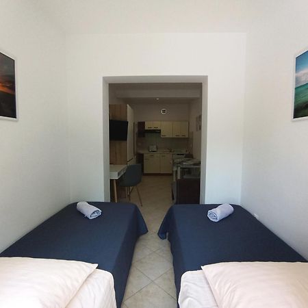 Apartments Jelovac Porec Exterior photo