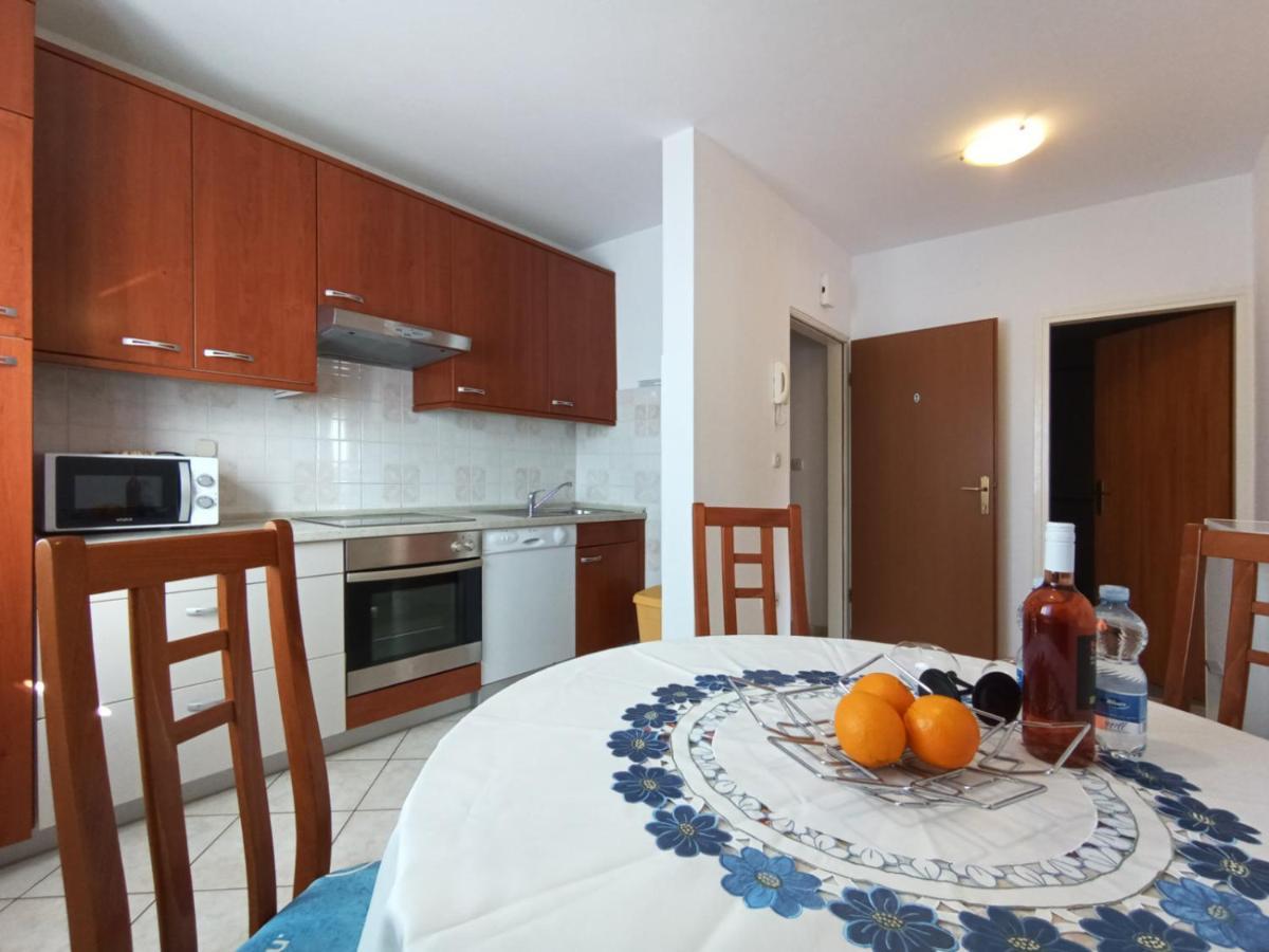 Apartments Jelovac Porec Exterior photo