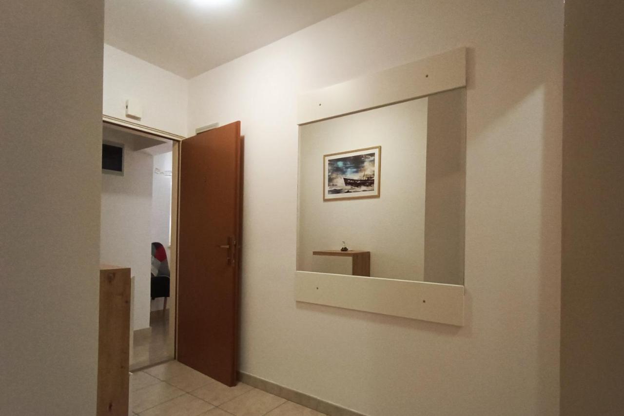Apartments Jelovac Porec Exterior photo