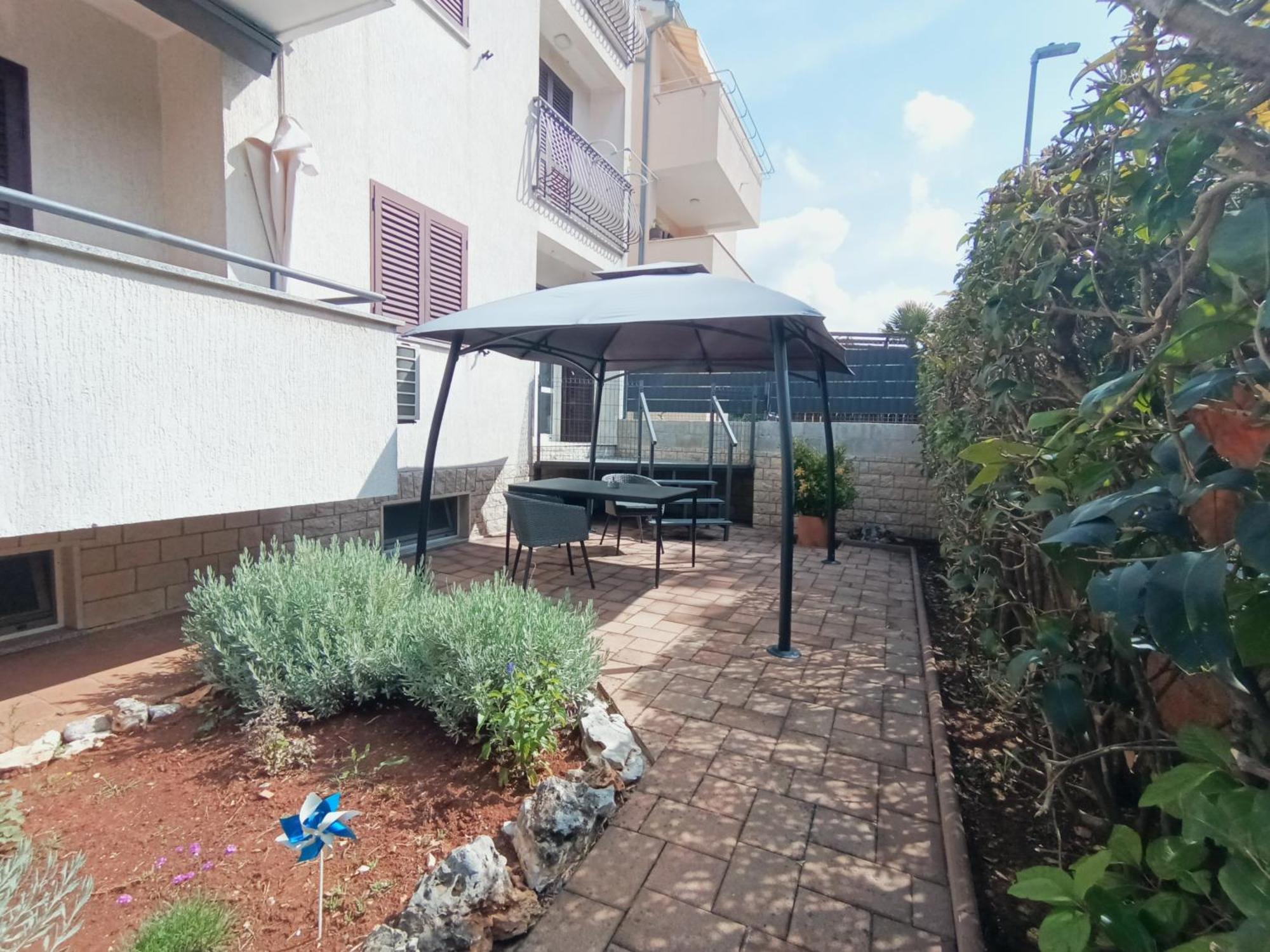 Apartments Jelovac Porec Exterior photo